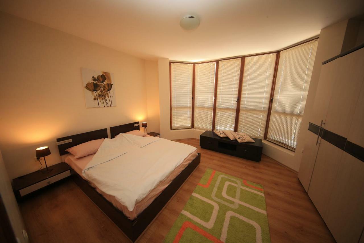 Cozy Apartment Next To Gondola Bansko Luaran gambar